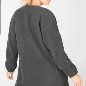 Fabletics lennon fleece coat. Grey/black Size 6/Small